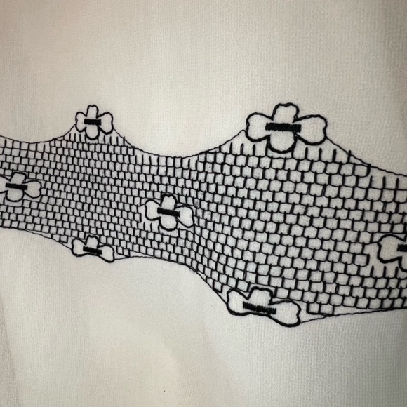 Ann Taylor Embroidered Blouse - Picture 6 of 7